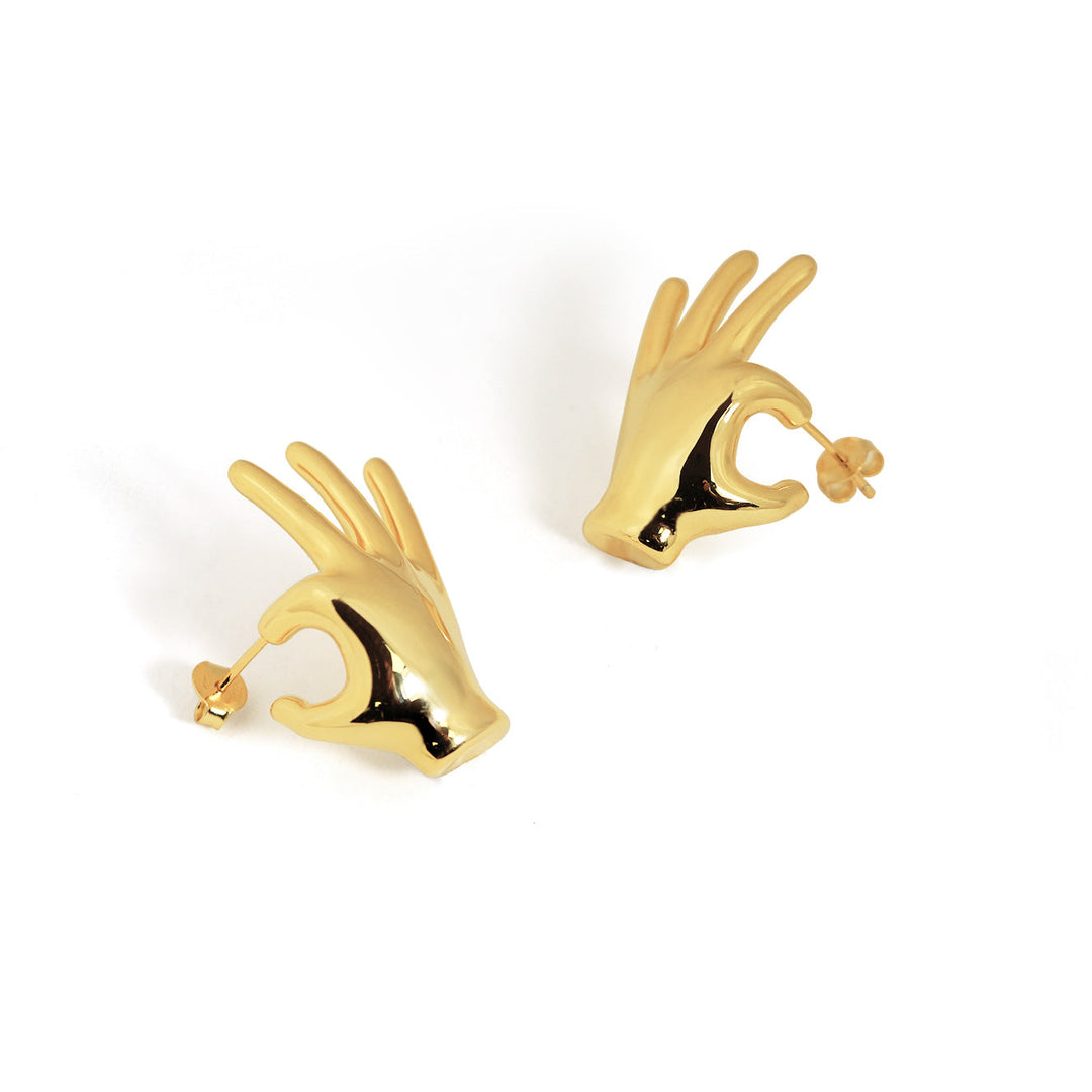 7 Reasons Gold-Plated Jewelry Turns Skin Black