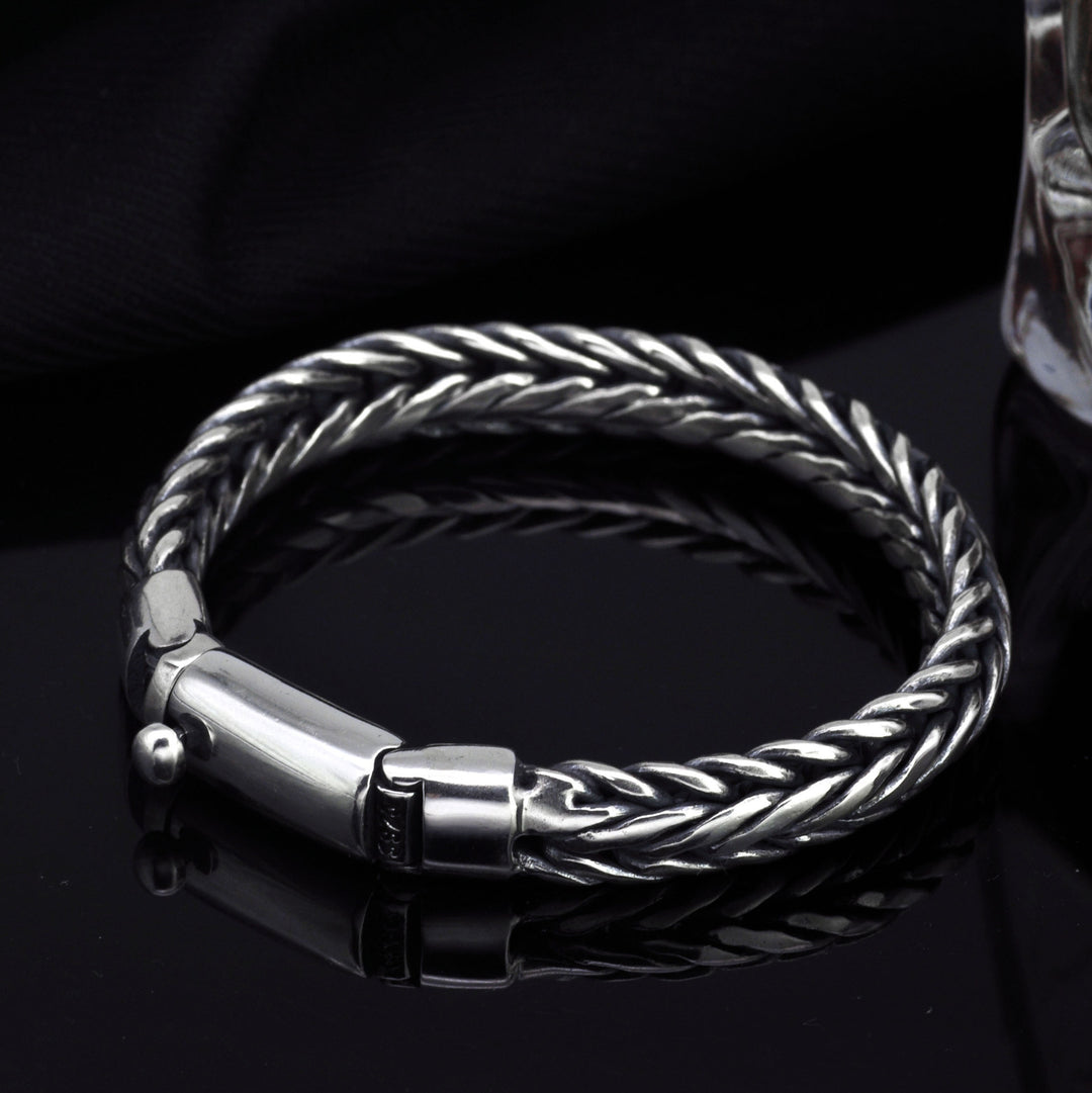 Heavy 925 Silver Woven Bracelet for Men with Lock | Banabella.