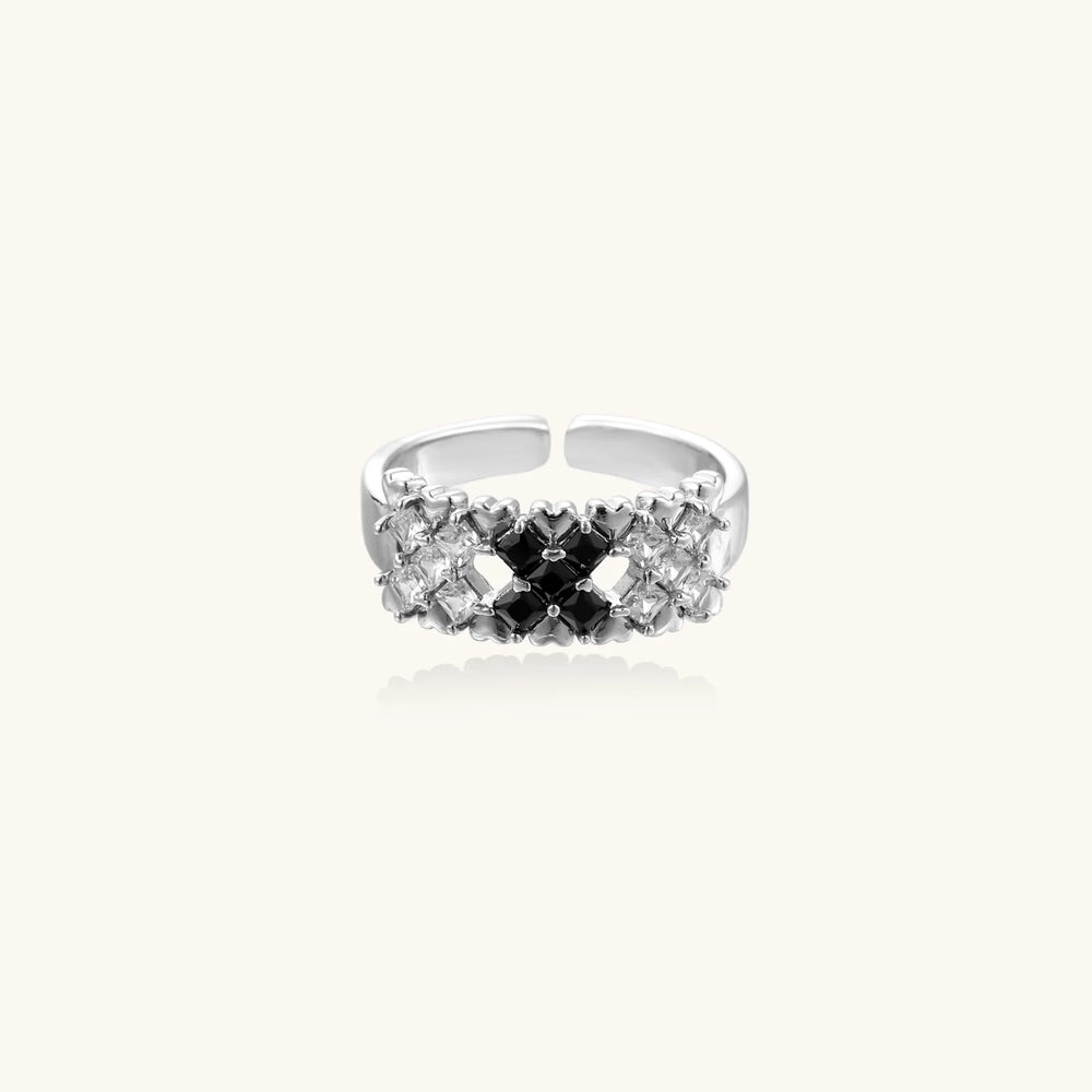 White gold plated adjustable ring with three rows of square zirconia stones in black or pink chevron pattern