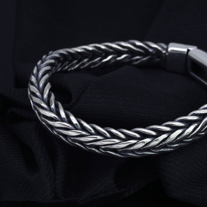 Heavy 925 Silver Woven Bracelet for Men with Lock | Banabella.