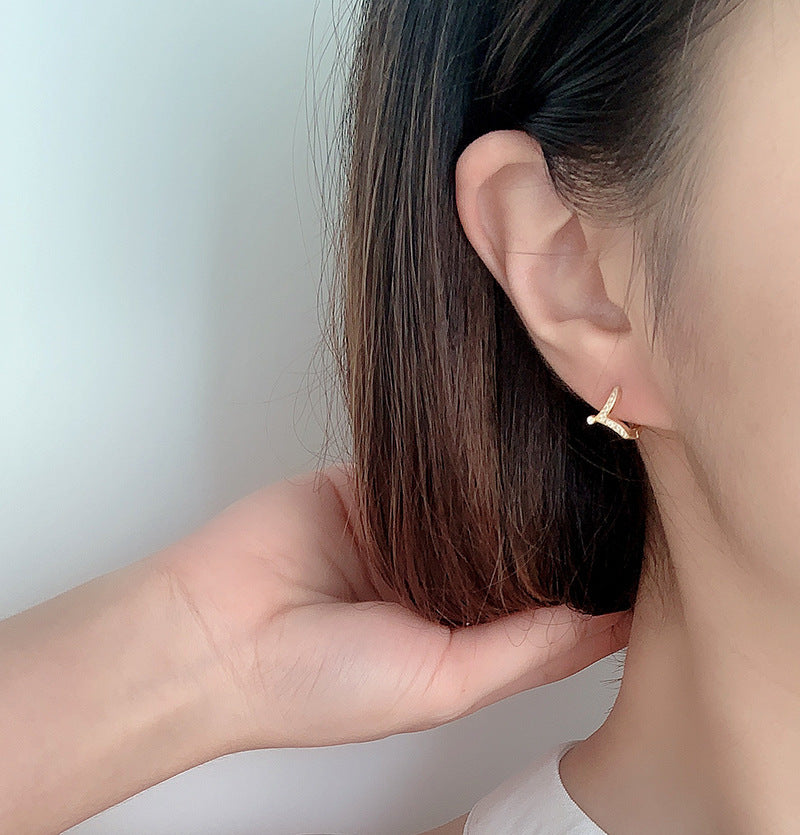 Mini CZ V Shape Crown 925 Sterling Gold Hoop Earrings