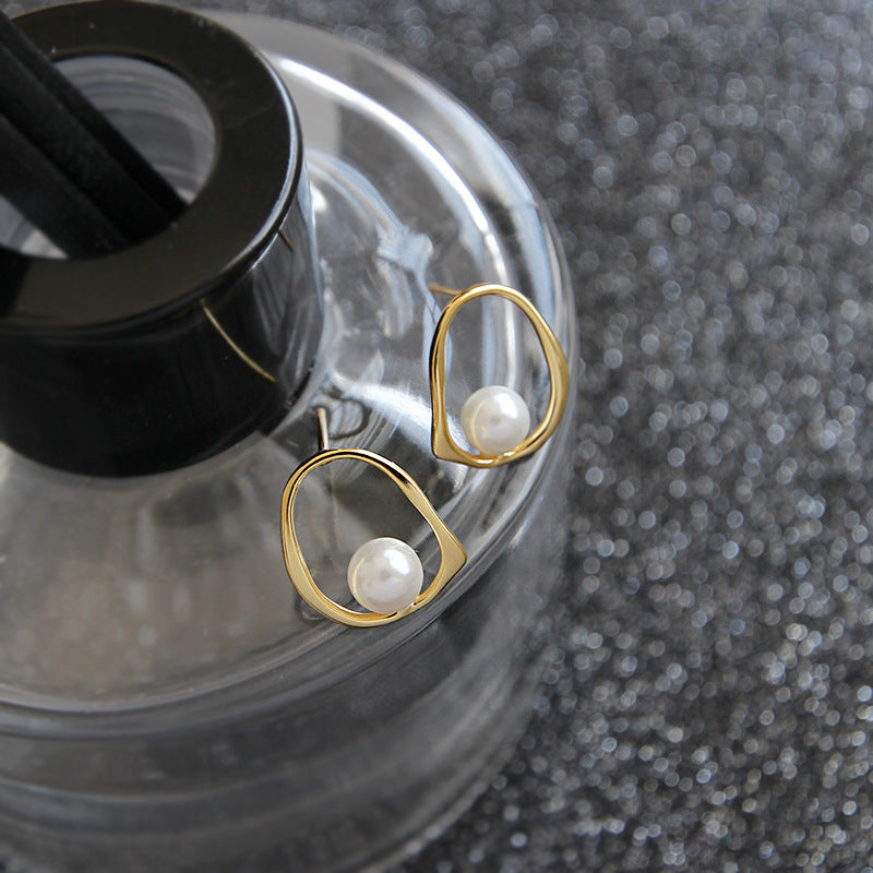 Geometric Round Shell Pearl 925 Sterling Gold Studs Earrings