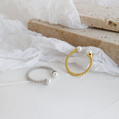 Holiday Twisted Two Shell Pearls 925 Sterling Silver Adjustable Ring